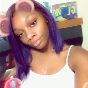 Meet your Posher, Khadija